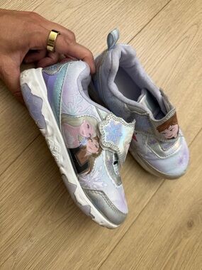 Girls' Light Purple Frozen Character Slip-On Sneakers size 12